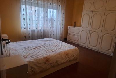 Apartament cu 3 camere decomandat în Micro 17 - 5