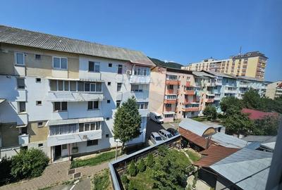 Apartament 3 camere de vanzare - Zona 1 Decembrie, Piatra Neamt - 28