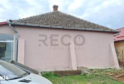 Casă cu 2 camere cu Teren 1000 Mp în Cefa - 9