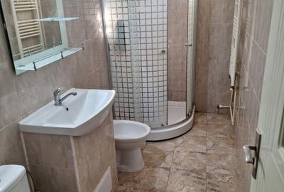 Garsonieră decomandată în Mioriței - 2