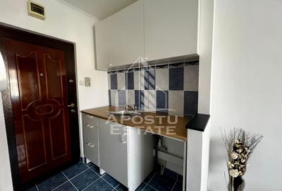 Garsoniera recent renovata in bloc de apartamente,zona Lipovei - 5