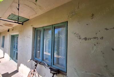 Casa si teren de vanzare - 4