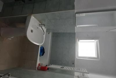 Garsonieră decomandată în Central - 2