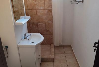 Garsonieră decomandată în Central - 2