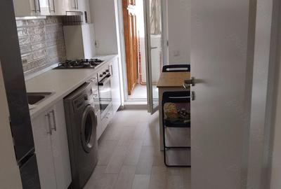 Apartament cu 2 camere decomandat în Berceni