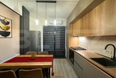 Apartament cu 2 camere decomandat, mobilat în Ultracentral