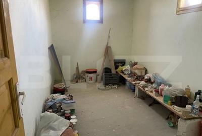 Casă cu 7 camere cu Teren 1088 Mp în Botiz - 9