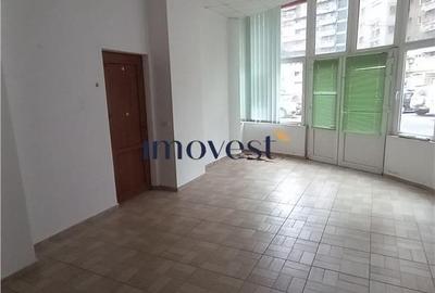 Spațiu comercial, de 43 mp, în Vest - 2