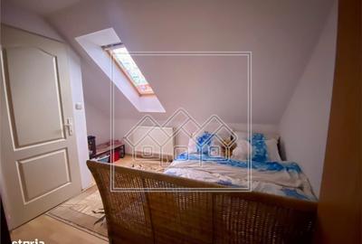 Apartament cu 3 camere decomandat în Cedonia