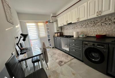 Apartament cu 3 camere decomandat în Cug - 3