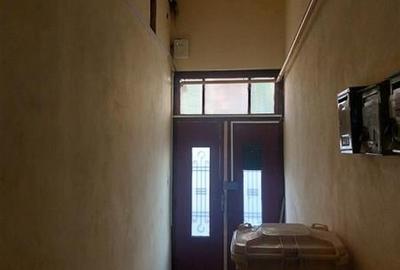 Apartament cu curte privata, zona Bou Rosu, pentru locuit sau afacere - 10