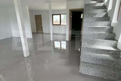 Casă cu 10 camere cu Teren 1000 Mp în Beliș - 5