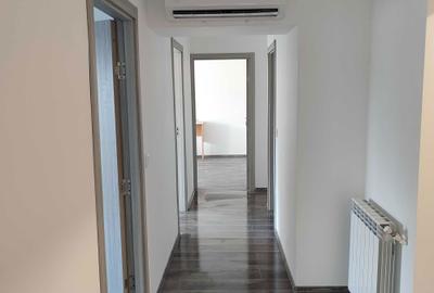 Apartament cu 3 camere decomandat în Calea Galați - 3