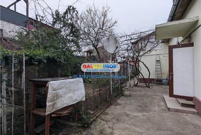 Rahova-Margeanului casa 100 mp, teren 315 mp,deschidere 13,5 ml,garaj - 12