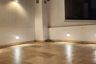 Spațiu comercial, de 140 mp, în P-ța Ovidiu - 10