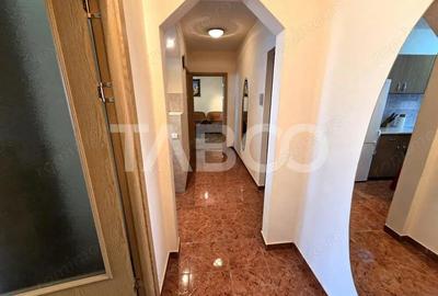 Apartament cu 2 camere decomandat, mobilat în Vasile Aaron - 6