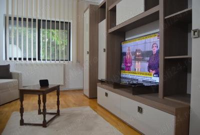 Apartament cu 3 camere decomandat în Predeal