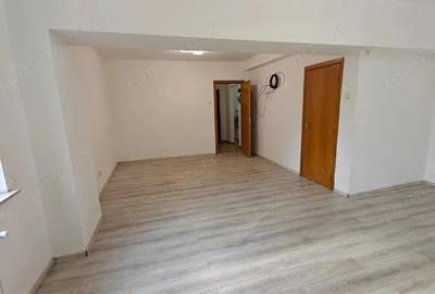 Garsoniera Universitate | Nemobilata | Proximitate metrou - 5