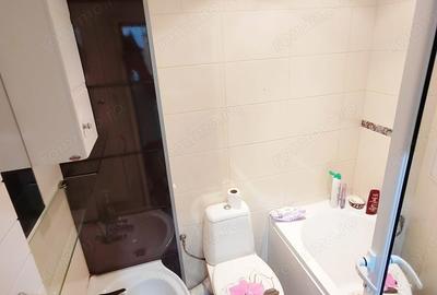 Apartament cu 3 camere decomandat în Pantelimon