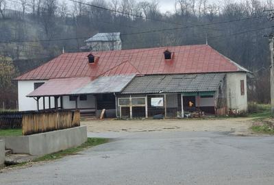 Spațiu comercial, de 80 mp, în Crevedia - 1