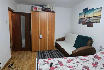 Garsonieră decomandată în Theodor Pallady