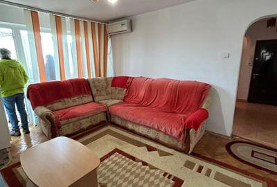 Apartament cu 3 camere în Brătianu - 2