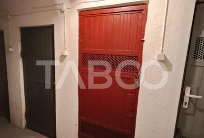 Apartament cu 2 camere de vanzare in Sebes zona centrala - 2