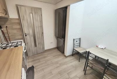 Apartament cu 3 camere semidecomandat în Central - 2