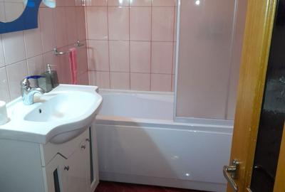 Apartament cu 2 camere în Traian - 8