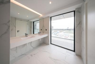 Apartament cu 3 camere de închiriat // Yacht Kid - 33