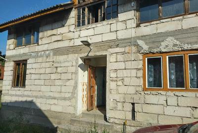 Casă cu 6 camere în Almașu Sec - 2