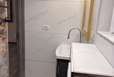 Casă cu 2 camere cu Teren 160 Mp în UTA - 4