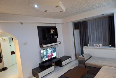 Apartament cu 2 camere semidecomandat, mobilat în Craiovei - 3