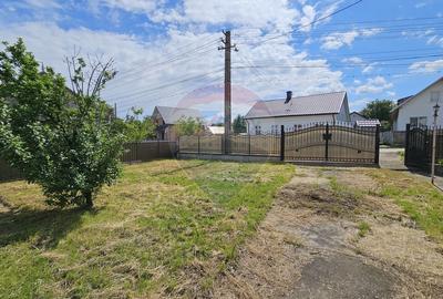 Casă  cu 3 camere, teren intravilan de 1300mp în Ipotești Tișăuți, SV - 25