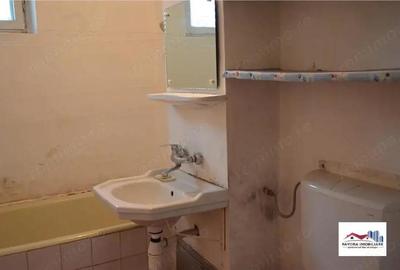 Apartament 1 Camera de Vanzare Zona Pandurilor - 3