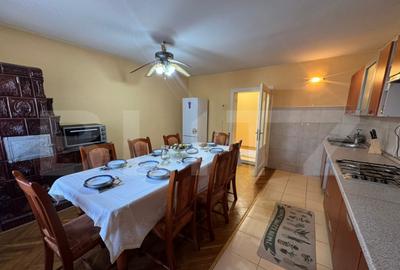 De Vanzare Casa de Vacan?a cu Teren Generos 5.755 m? - 5