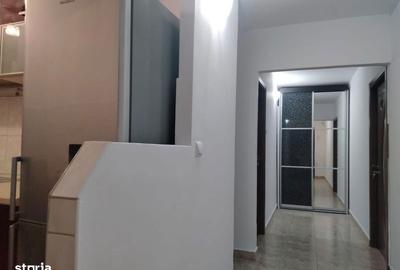 Apartament cu 2 camere decomandat în 13 Decembrie - 3