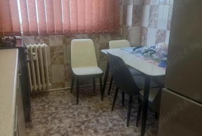 3 camere de inchiriat - 4