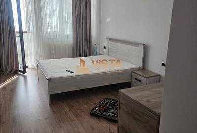 Apartament cu 4 camere, mobilat în Tractorul - 10