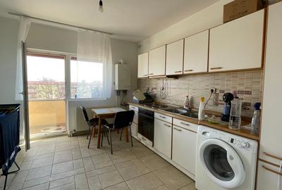 Apartament cu 2 camere decomandat în Dâmbovița