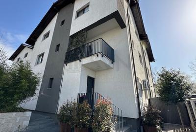 REV2004693 Casa 6 camere Fundeni - Dobroesti REV2004693 Casa 6 camere Fundeni - Dobroesti - 1