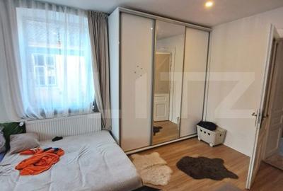 Casă cu 5 camere cu Canalizare în Central - 7