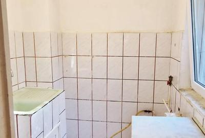 Apartament cu 2 camere nedecomandat în Central