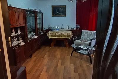 Proprietar - Apartament 3 camere et 1 ,Bl A zona Cina. Proprietar - Apartament 3 camere et 1 ,Bl A zona Cina. - 4