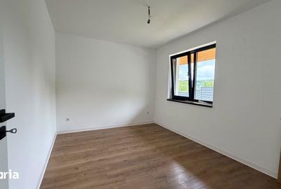 Casă cu 4 camere cu Teren 540 Mp în Ciurea - 9