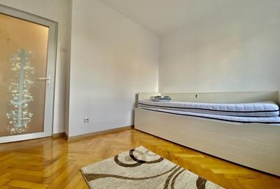 Închiriere apartament cu 3 camere, calea Bucuresti - 9