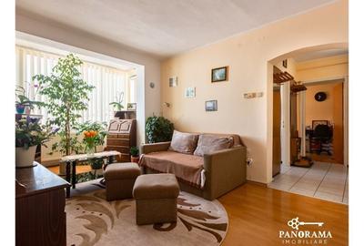Apartament cu 3 camere de vanzare - 4
