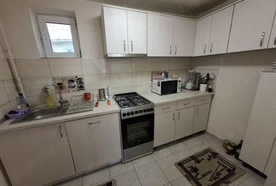 Str. Valea Borcutului (zona plana)- casa pe parter, renovata recent, teren 800 mp - 3