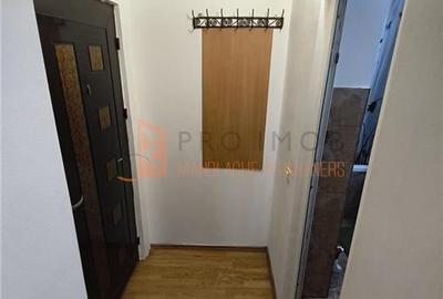 Apartament cu 2 camere decomandat, mobilat în Micro 3 - 10