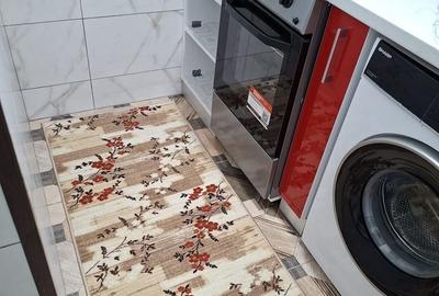 Garsonieră în Titan